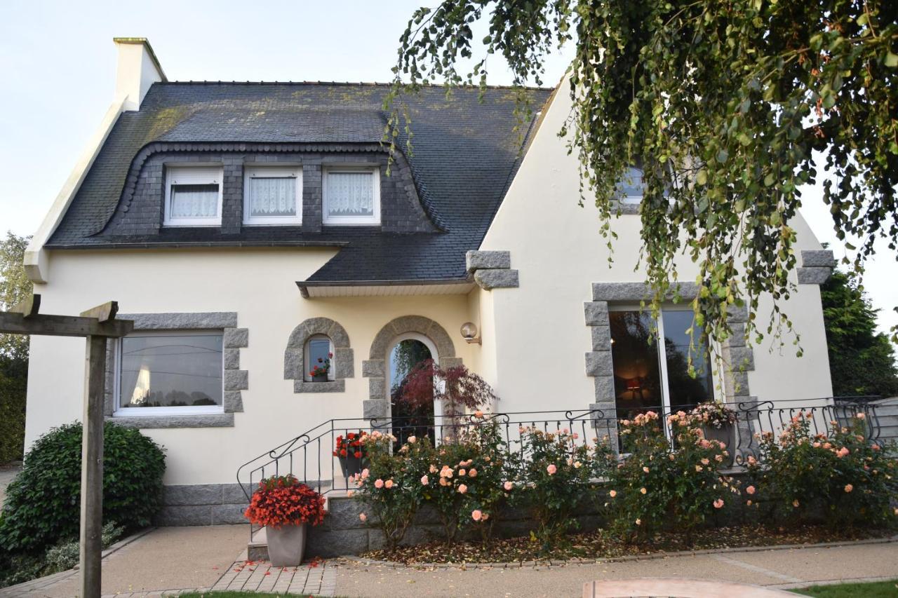 Chambres De Kertanguy Mespaul Exterior photo